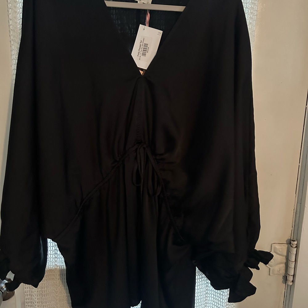 Entro Black V-Neck Long Sleeve Blouse - Size 1X